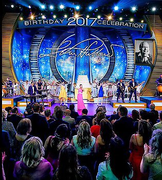 Leben und Werke von L. Ron Hubbard gewürdigt